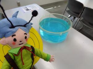 理科読かすが2025実験の様子